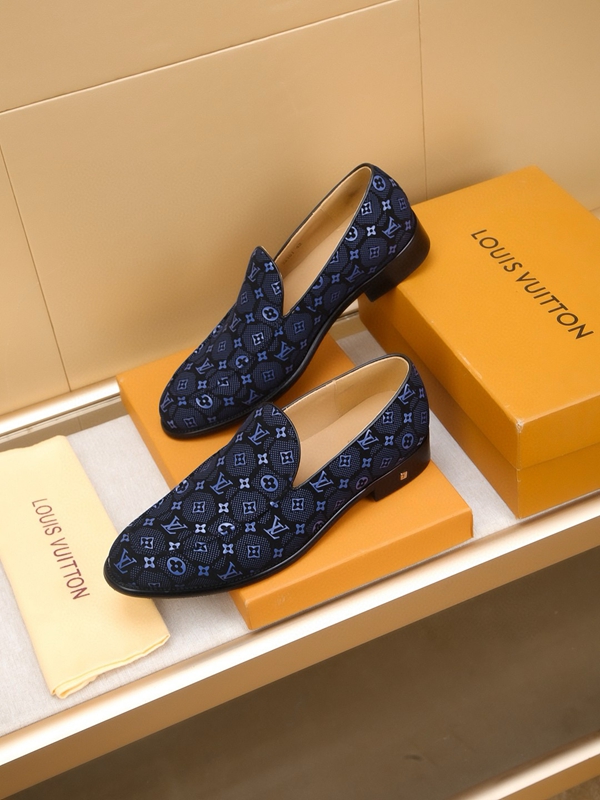 ルイヴィトン靴背面デザイン